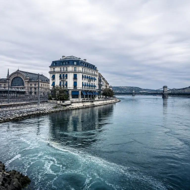 Soho hotel Budapest Hungary: an elegant stay between railway stations and the Danube
